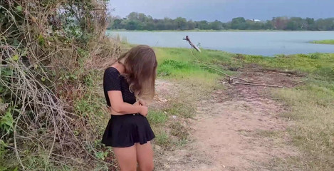 I Closed the Car and Remained Bottomless Outside