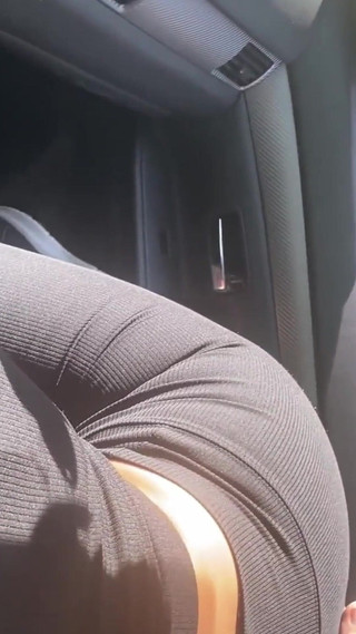 Goes Deep Deepthroat Blowjob