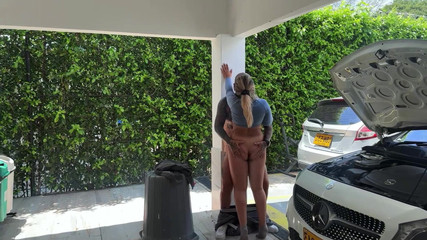 My Car Broke Down and He Ate My Pussy in Exchange for the Mechanic