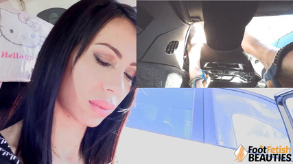 Daniela loves pedal pumping